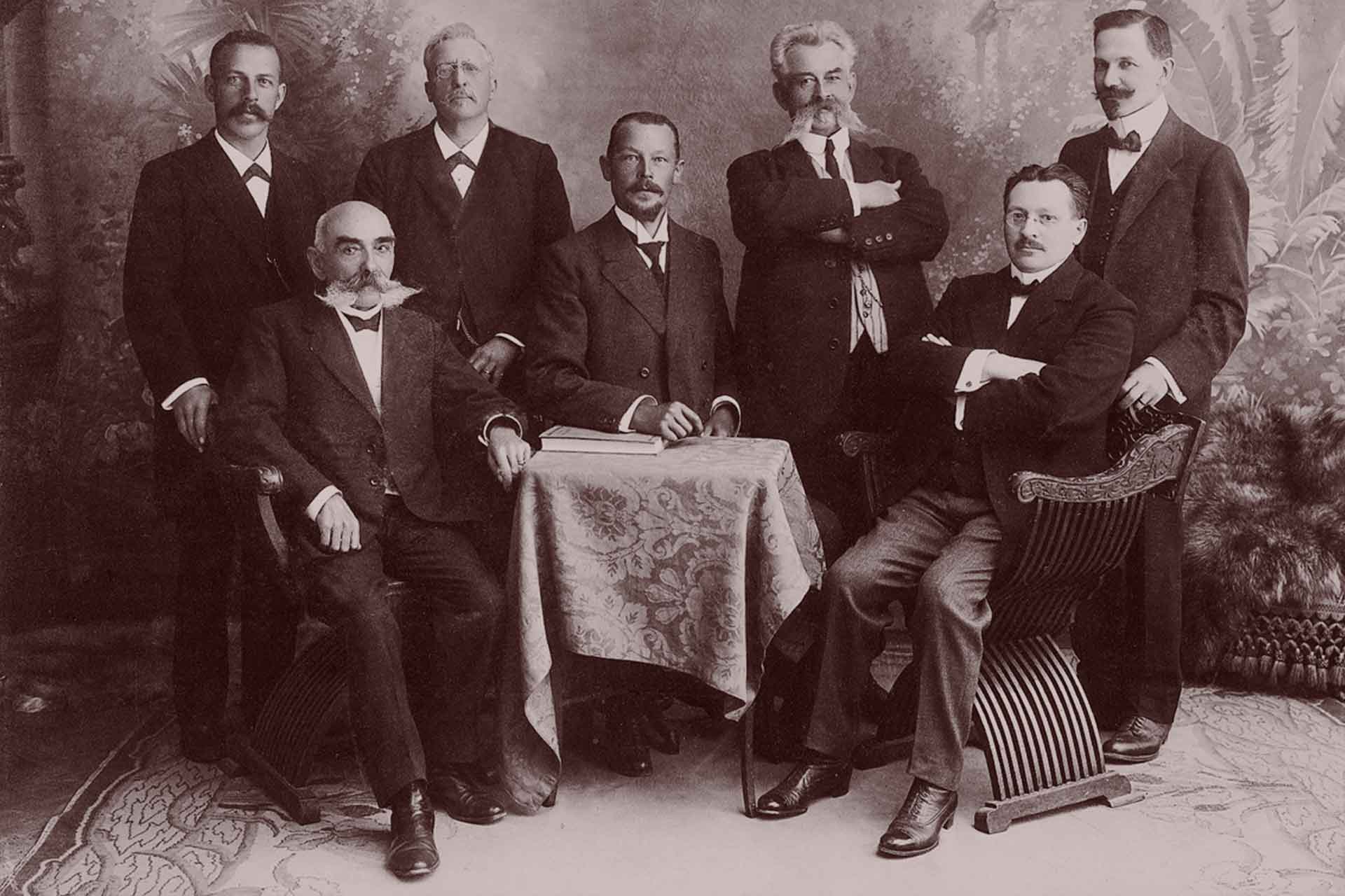 Vorstand-Obergrund-1917